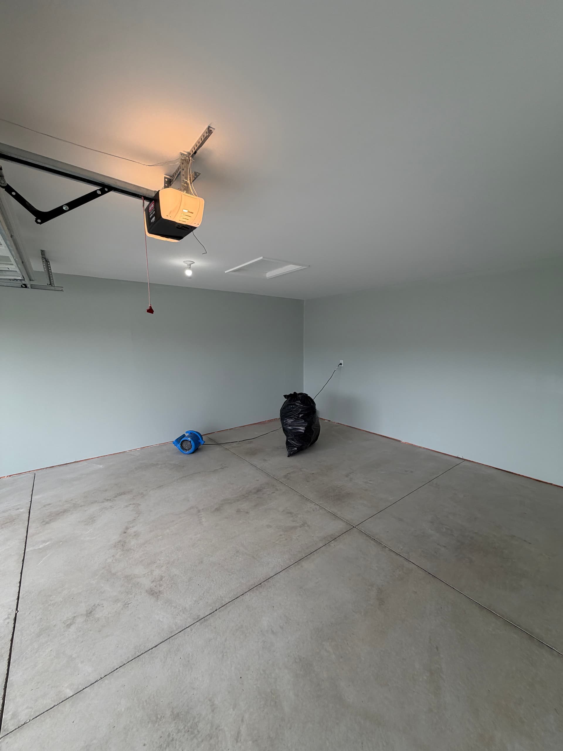 Gallery photos for Full Garage Drywall Finish and Paint Done Right: Image #1