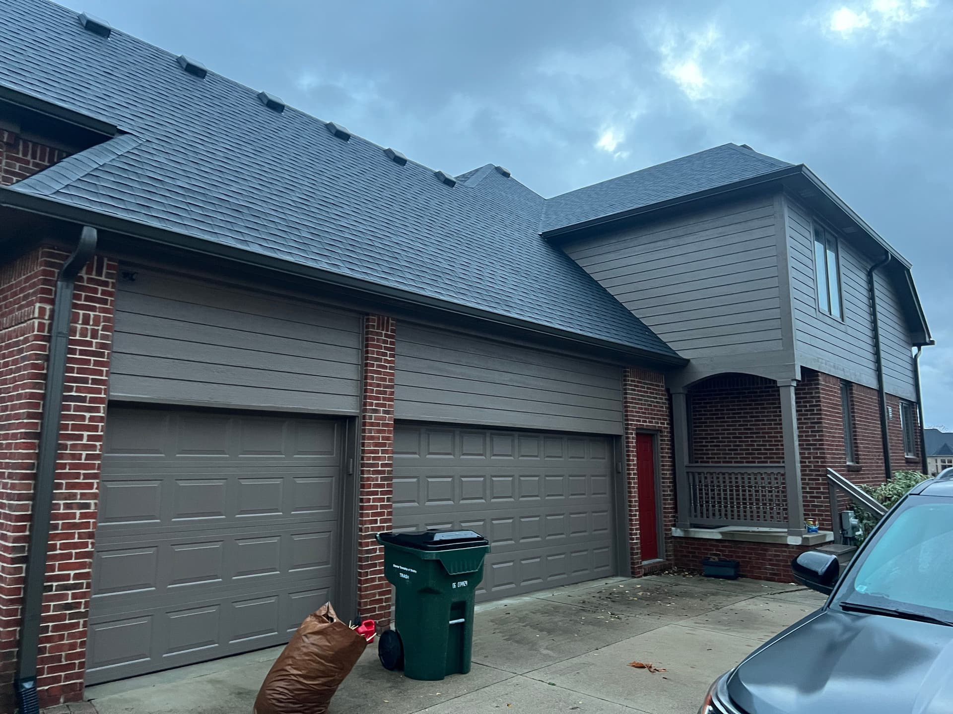 Gallery photos for Exterior Refresh with Sherwin Williams Paint: Image #3