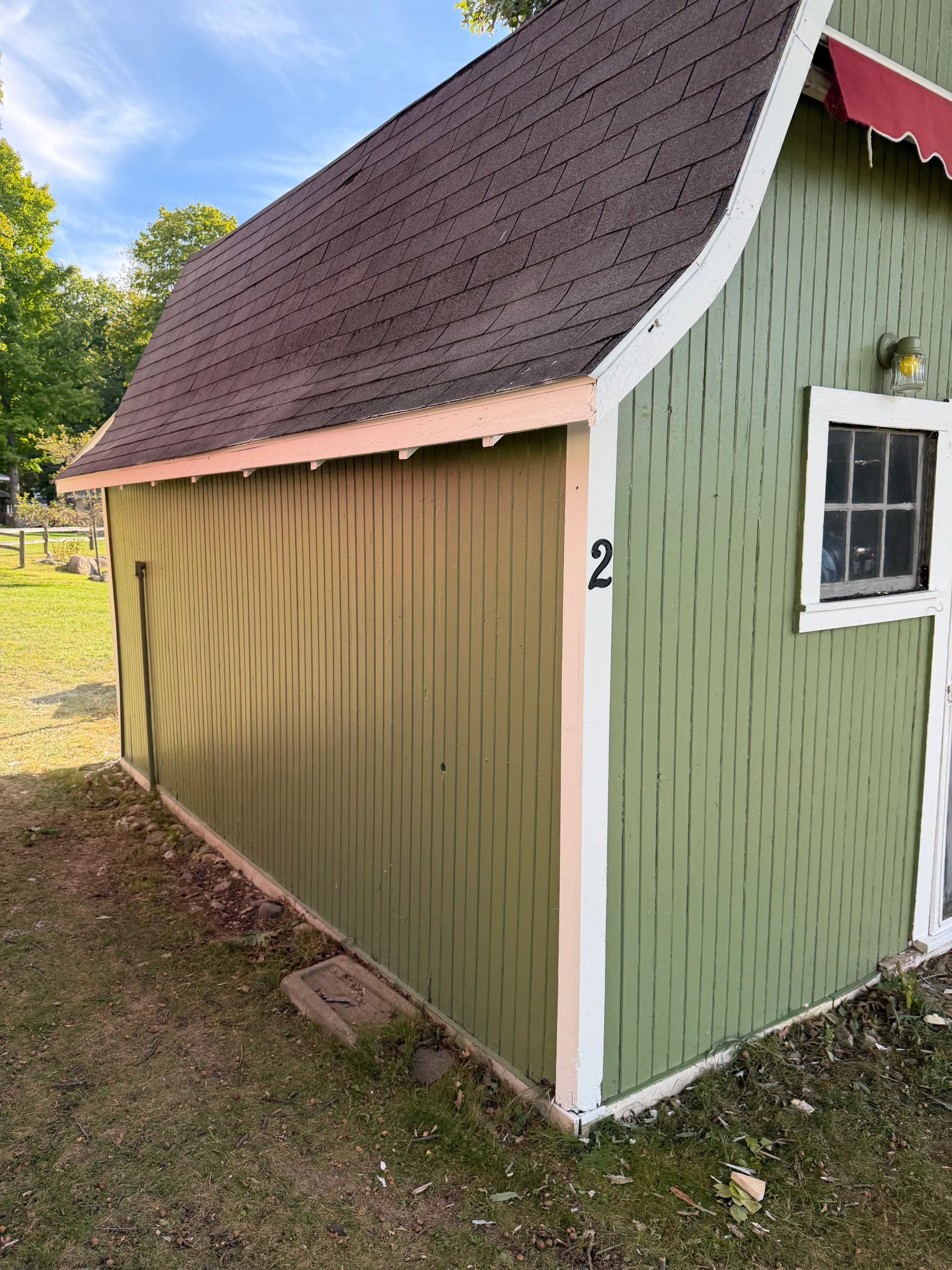 Gallery photos for Cabin Exterior Refinish Done the Right Way: Image #1