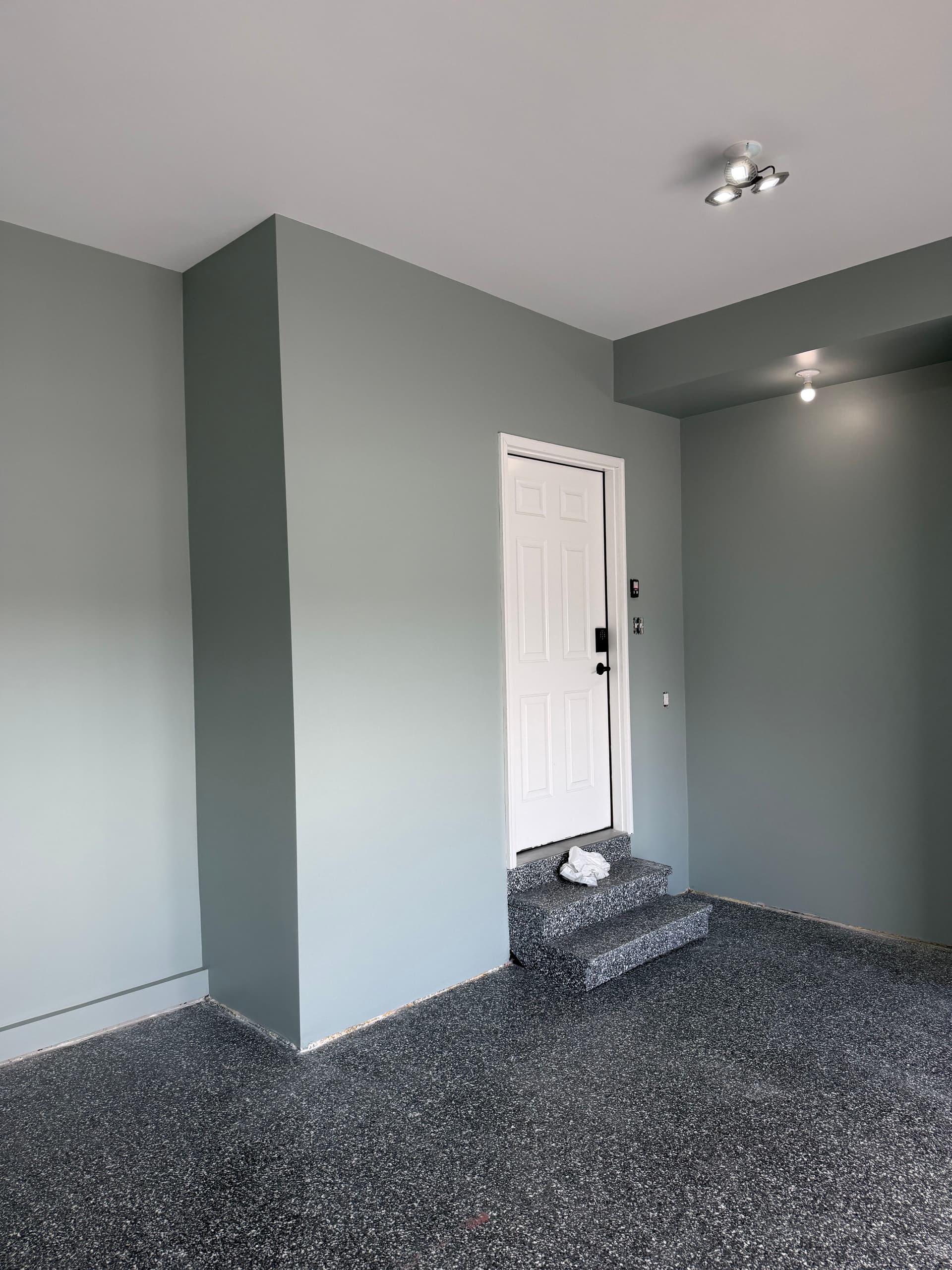 Gallery photos for From Raw Drywall to a Sharp Garage Finish: Image #3