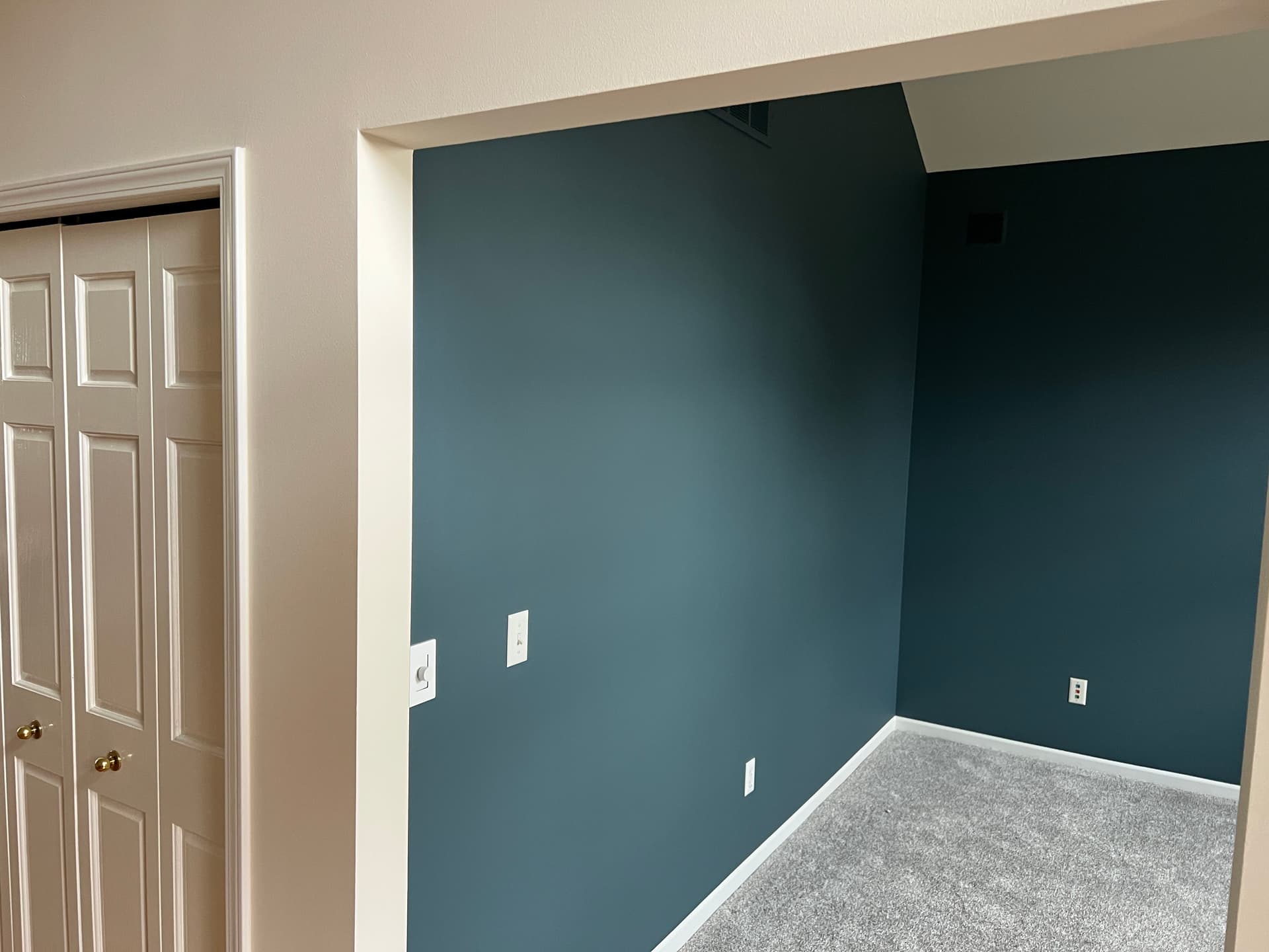 Gallery photos for Home Office Transformation with Dark Blue Eggshell Paint: Image #2
