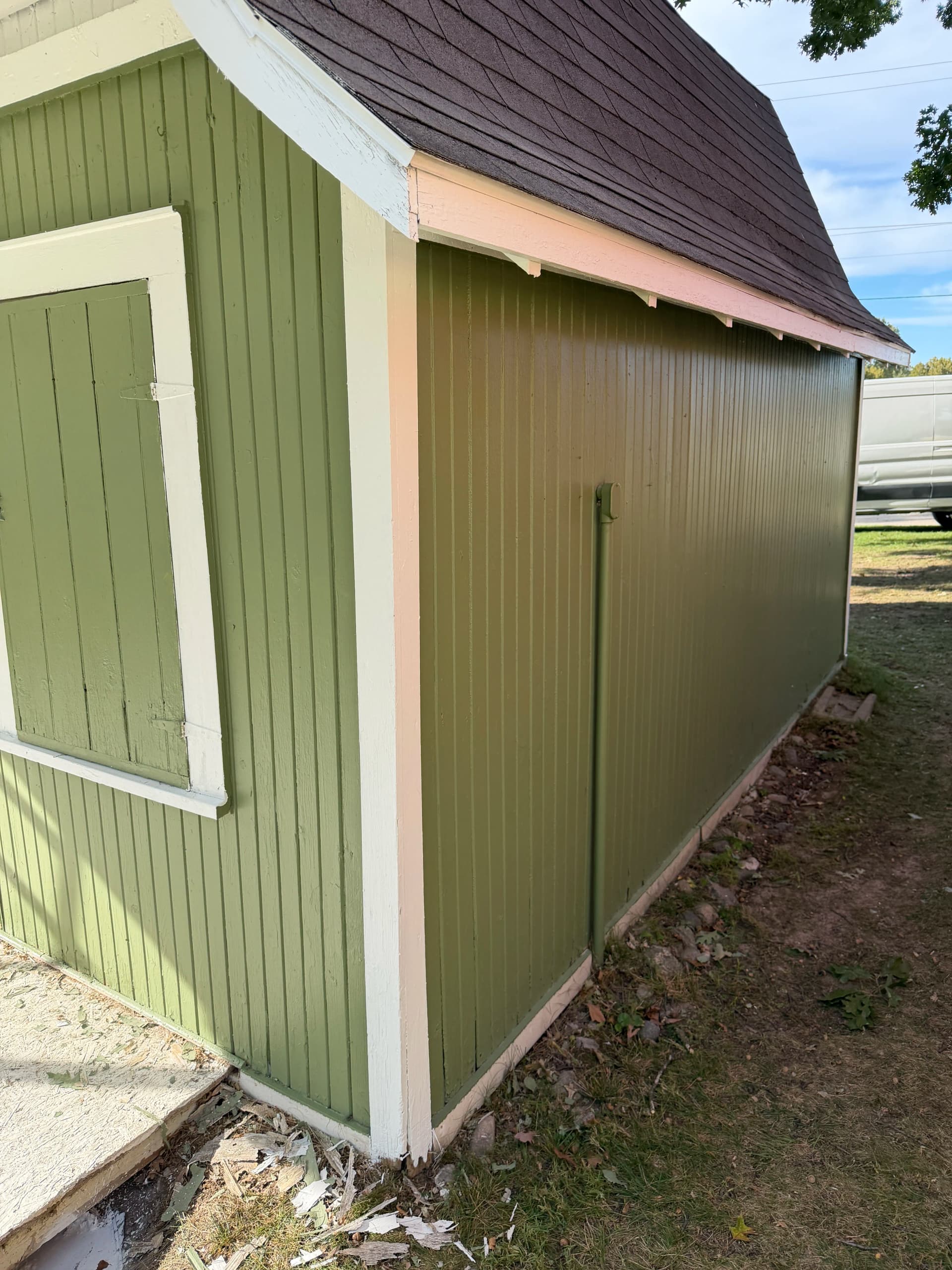 Gallery photos for Cabin Exterior Refinish Done the Right Way: Image #2