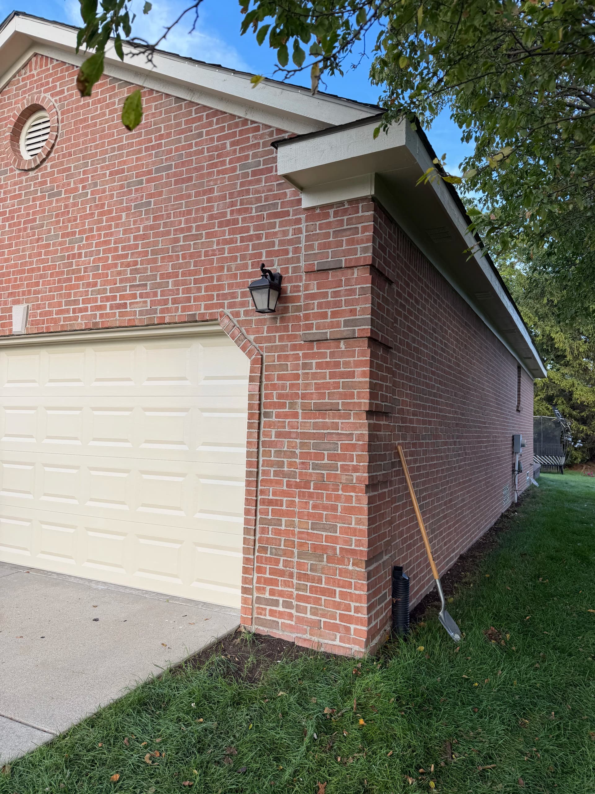 Gallery photos for Full Exterior Repaint with Sherwin-Williams Duration on a Brick Home: Image #7