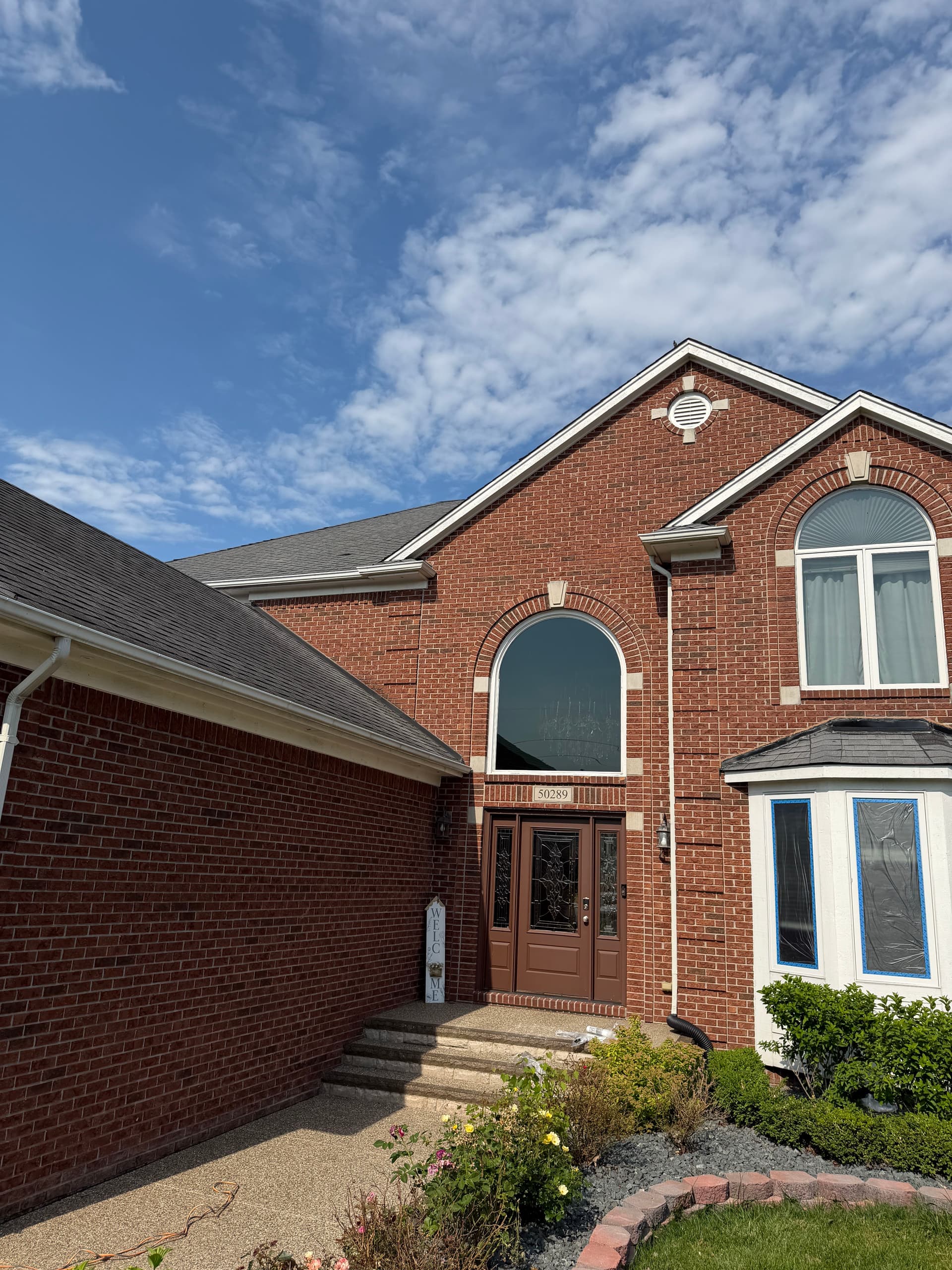 Gallery photos for Full Exterior Painting with Carpentry Repairs and Two-Coat Sherwin-Williams Finish: Image #7