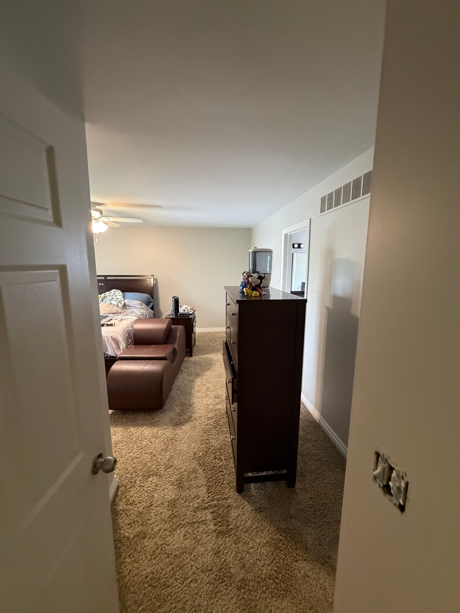 Gallery photos for Interior Painting Done Right Before Hitting the Market: Image #4
