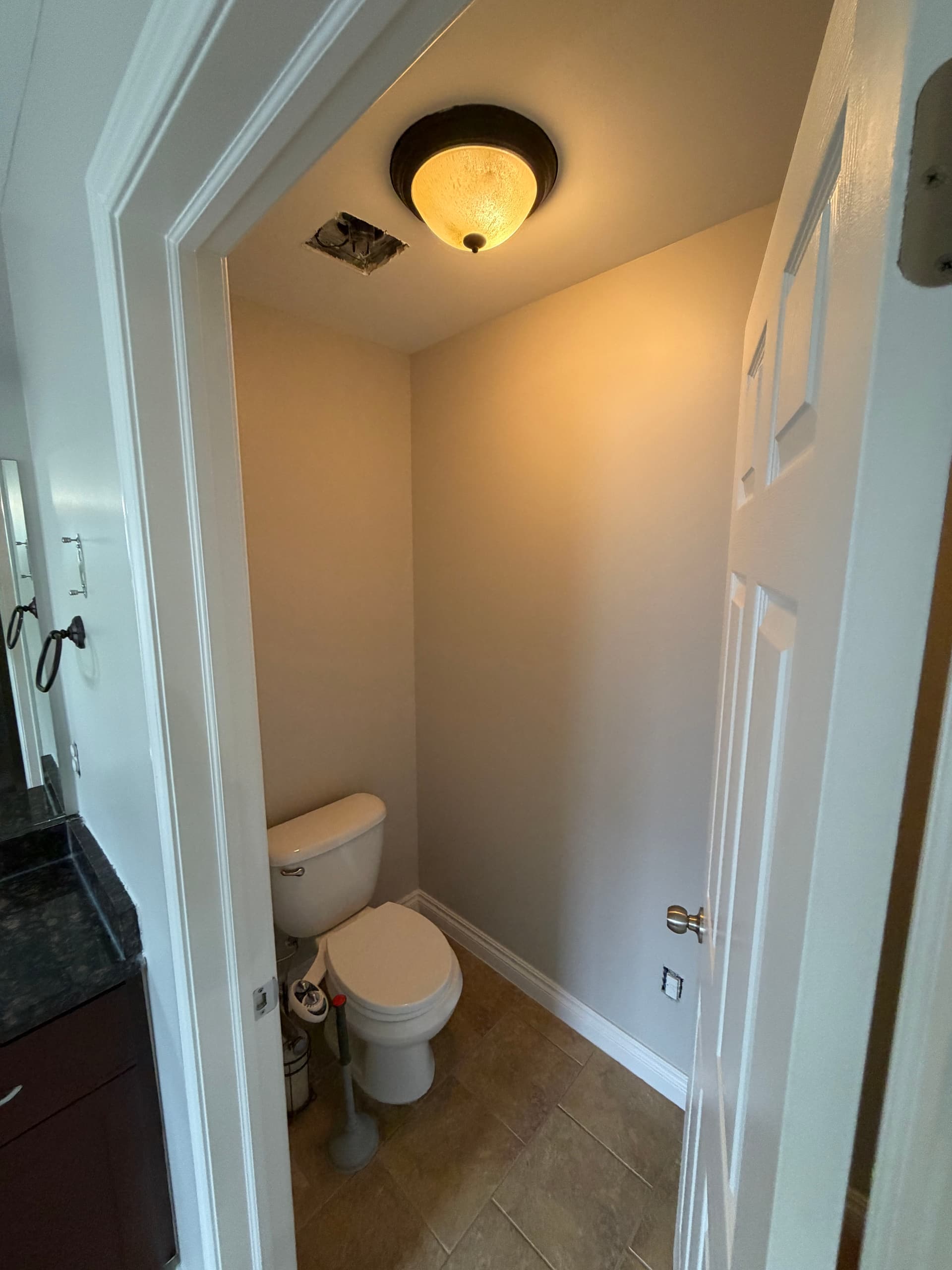 Gallery photos for Interior Painting Done Right Before Hitting the Market: Image #8