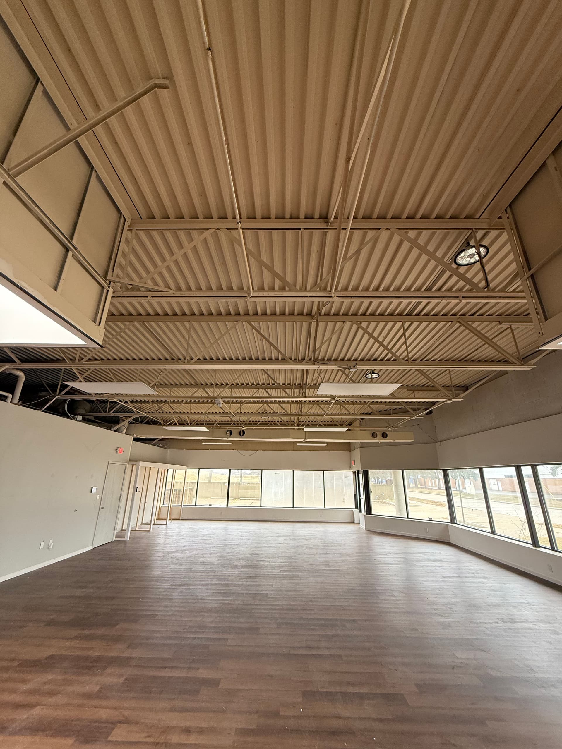 Gallery photos for Stunning Transformation for a New Functional Space: Image #7