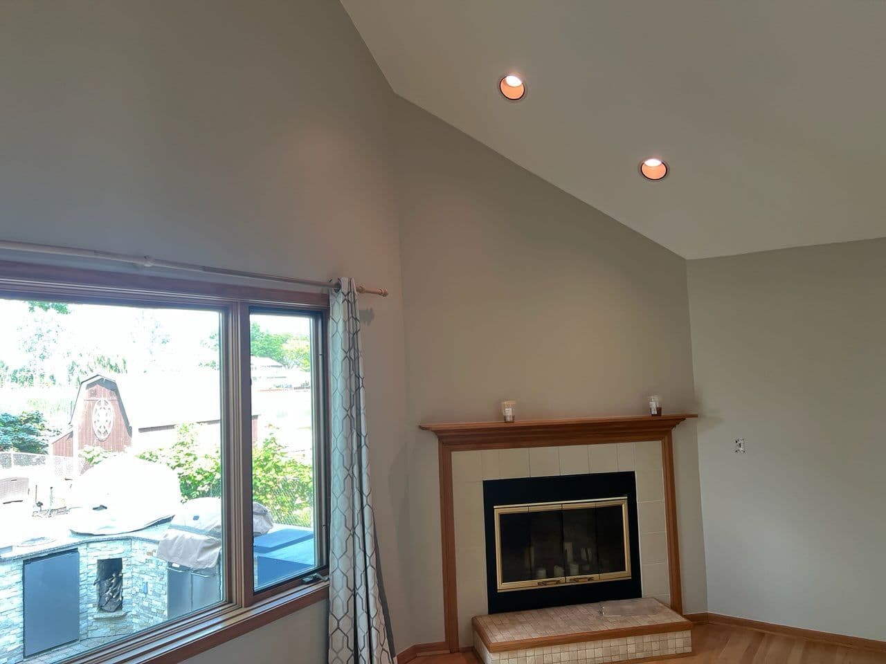 Gallery photos for Stunning Home Makeover with Fresh Hues: Image #3