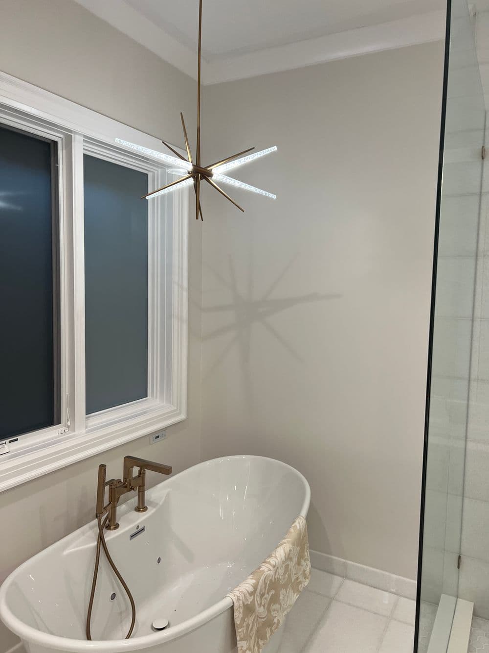 Gallery photos for Bathroom Makeover with Fresh Finish: Image #4