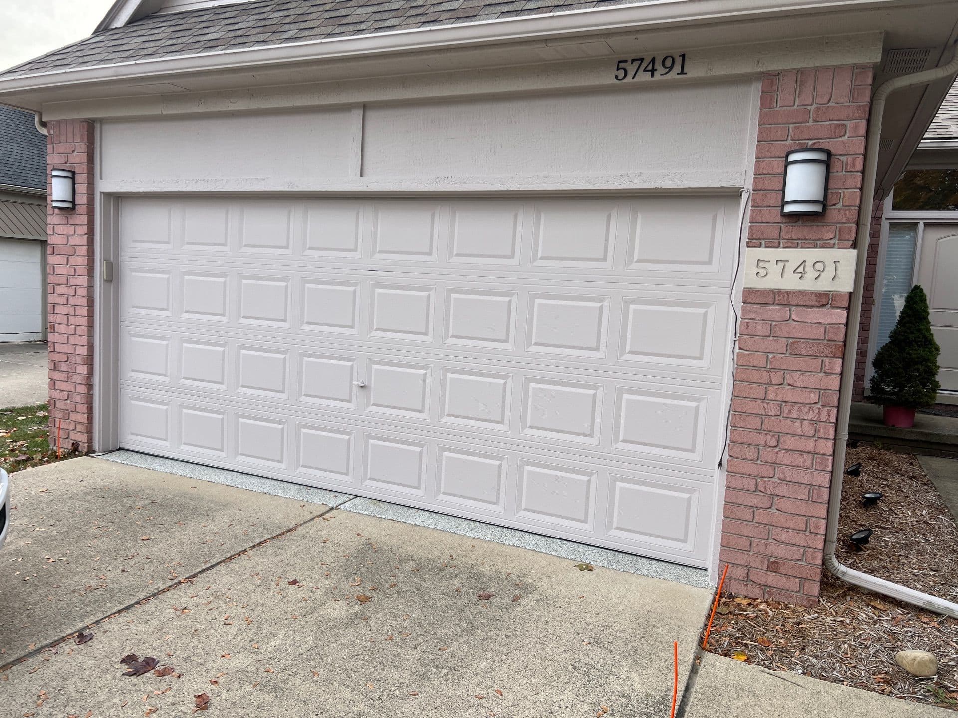 Gallery photos for Front Door and Garage Door Makeover: Image #1